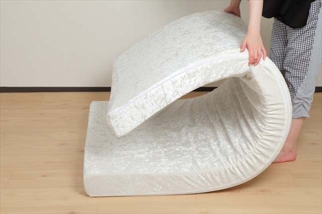 ��܂�ɂ��ꂽ���b�g��